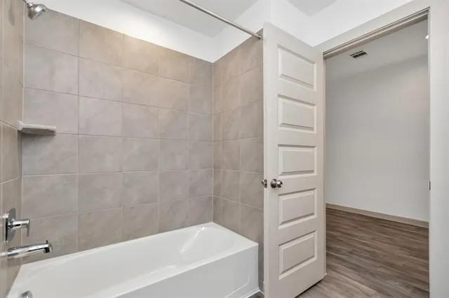 $2,500 | 606 Thunder Cloud Drive, Baytown, TX 77523