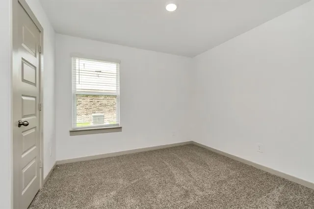 $2,500 | 606 Thunder Cloud Drive, Baytown, TX 77523