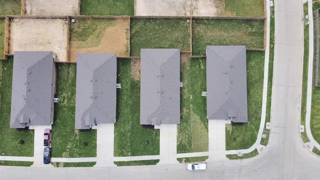 $2,500 | 606 Thunder Cloud Drive, Baytown, TX 77523