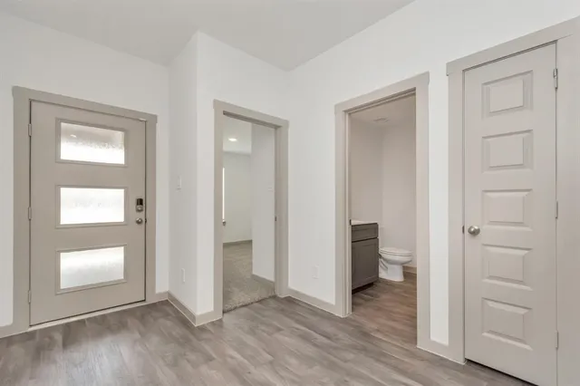 $2,500 | 606 Thunder Cloud Drive, Baytown, TX 77523