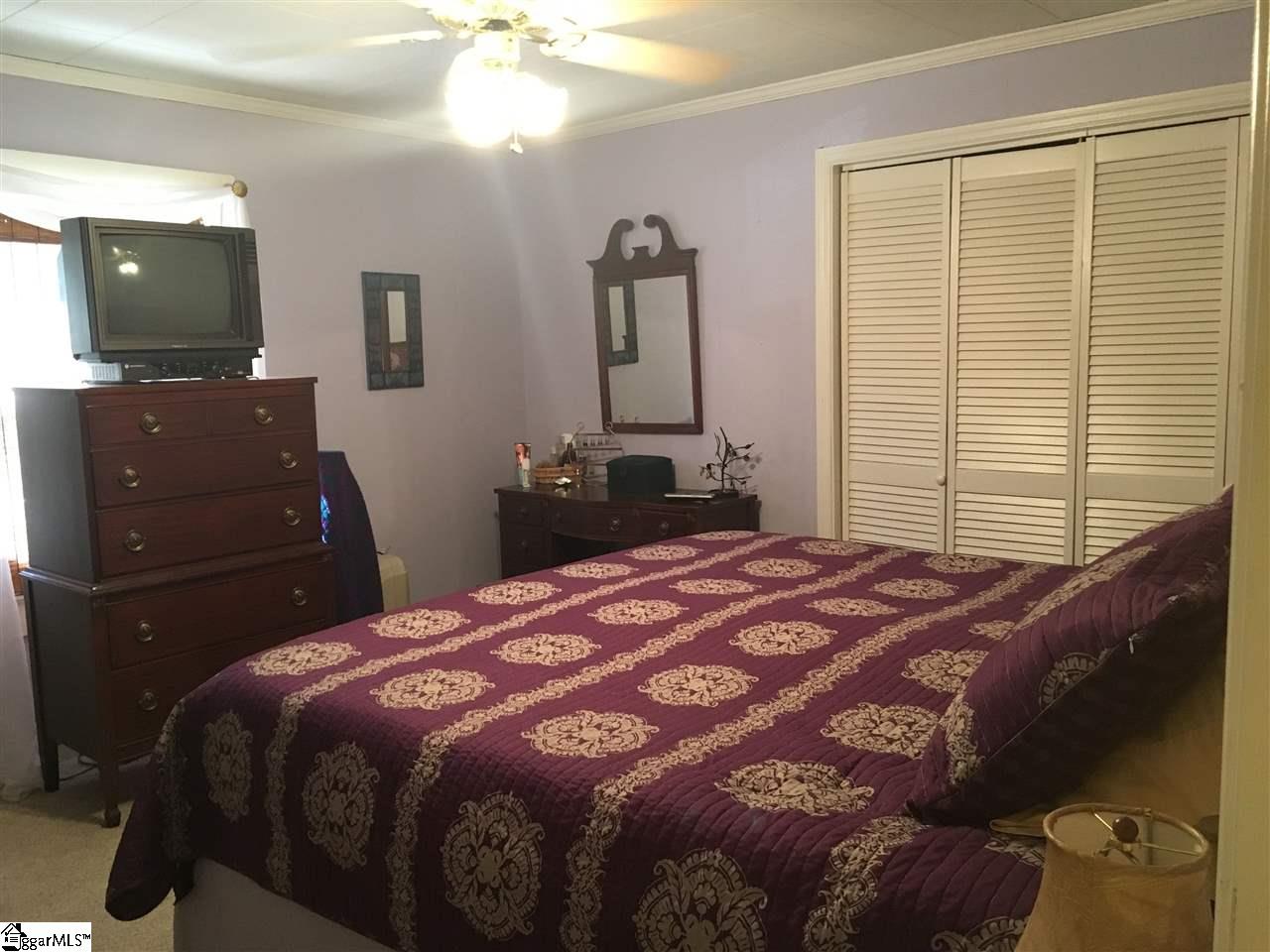 2213 East Lee Road Taylors, SC 29687 - Photo 14 of 22 Gallery Image 14