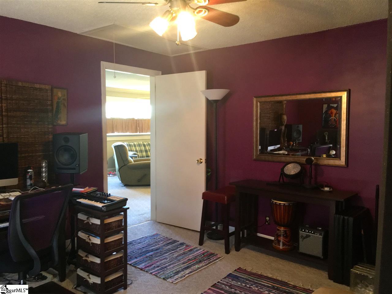 2213 East Lee Road Taylors, SC 29687 - Photo 17 of 22 Gallery Image 17