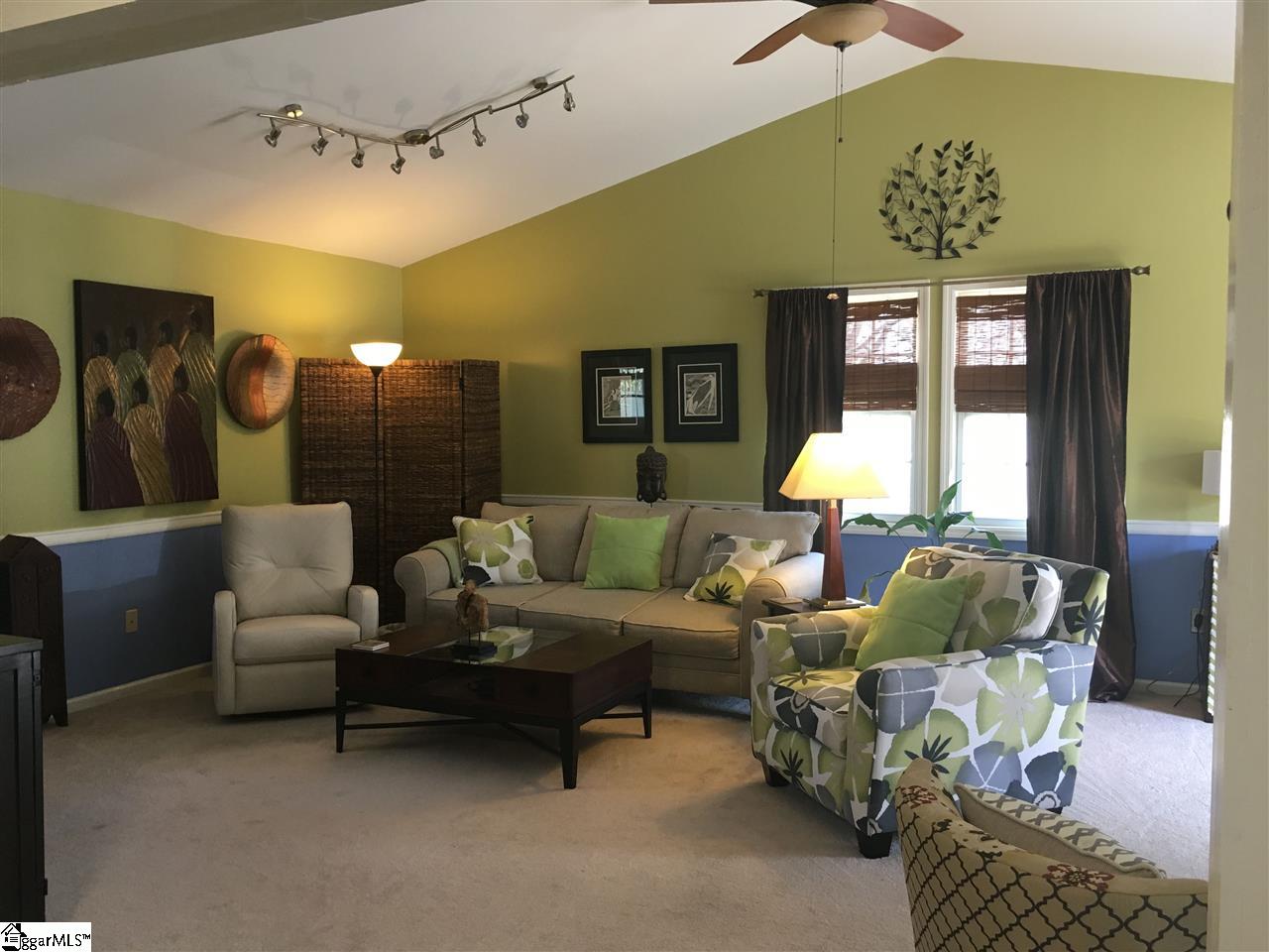 2213 East Lee Road Taylors, SC 29687 - Photo 3 of 22 Gallery Image 3
