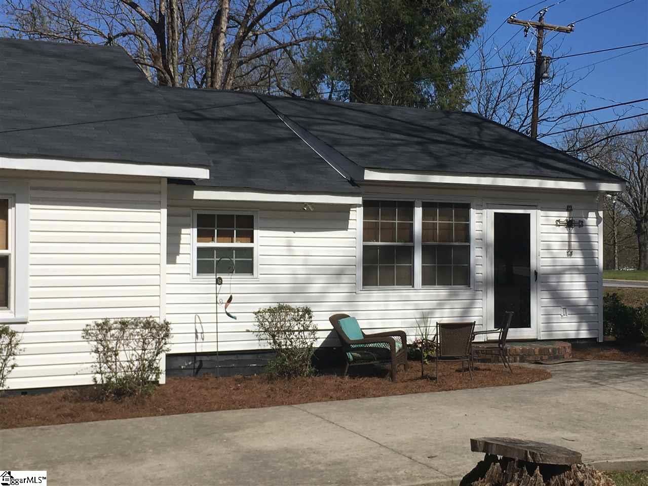 2213 East Lee Road Taylors, SC 29687 - Photo 21 of 22 Gallery Image 21