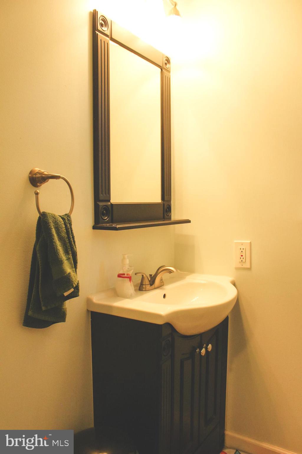 19 Red Berry Road Levittown, PA 19056 - Photo 26 of 39 Gallery Image 26