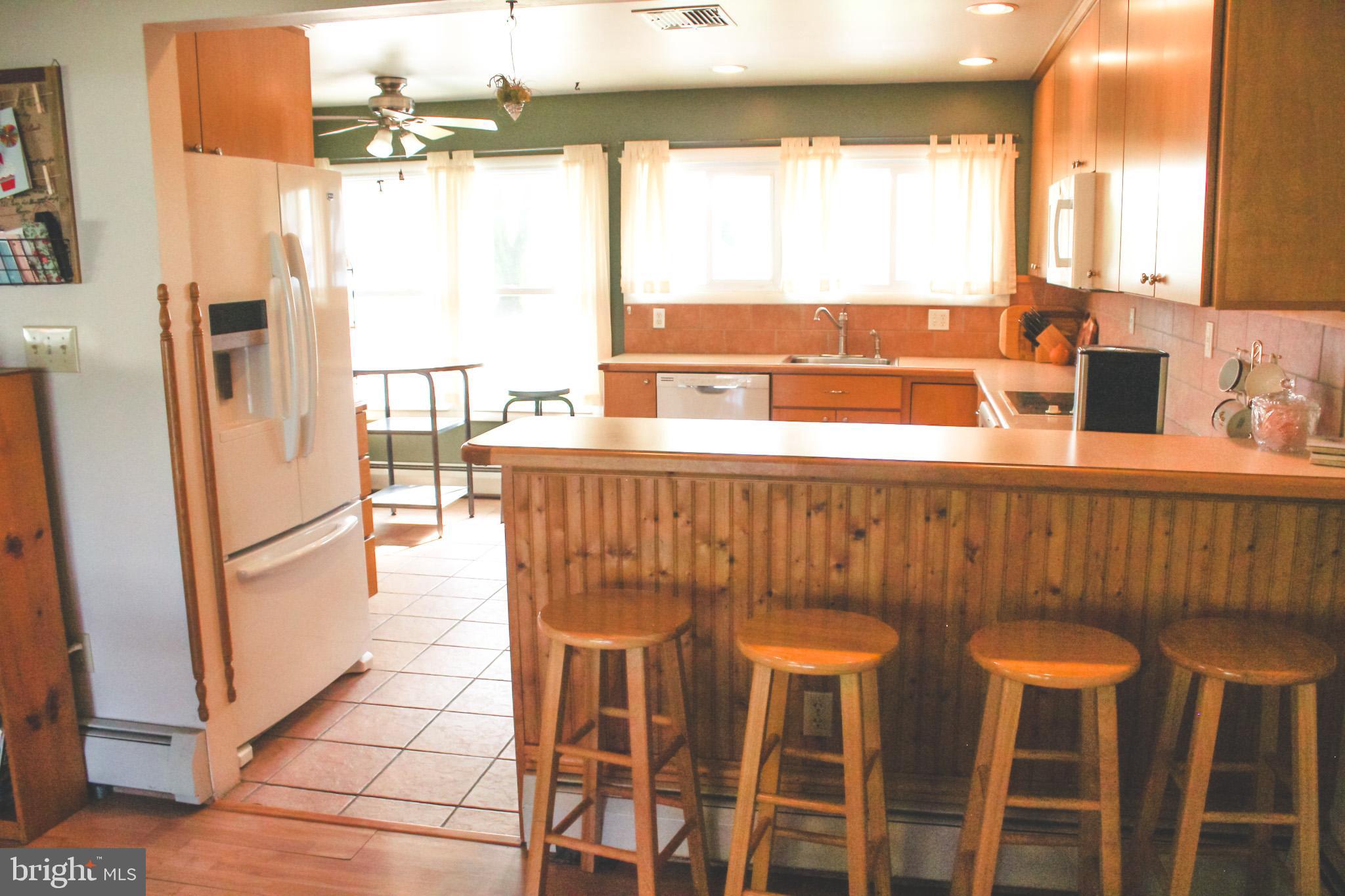 19 Red Berry Road Levittown, PA 19056 - Photo 7 of 39 Gallery Image 7