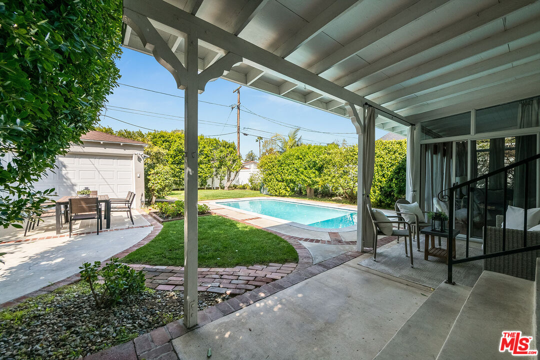 4539 Atoll Avenue Sherman Oaks, CA 91423 - Photo 24 of 28