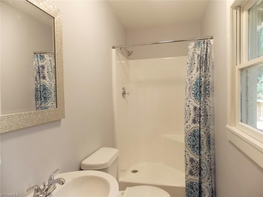 940 Johnson Ridge Road Elkin, NC 28621 - Photo 11 of 15 Gallery Image 11