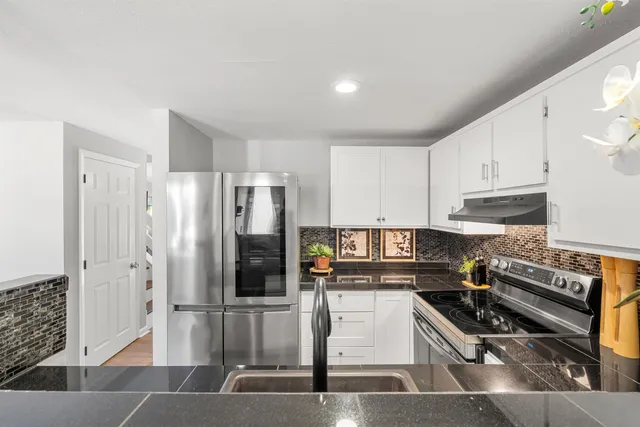 $350,000 | 10 Kingston Court, Unit 10, Merrimack, NH 03054