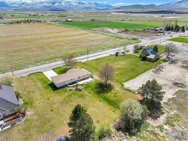$425,000 | 445 South College Street, Oakley, ID 83346
