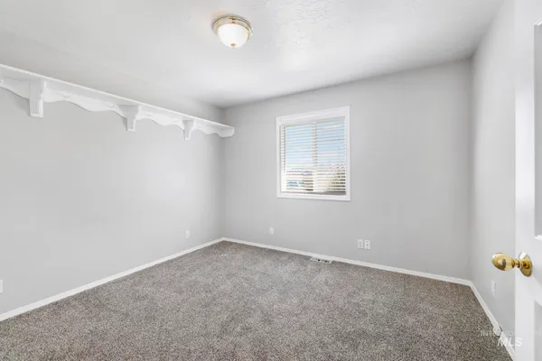 $425,000 | 445 South College Street, Oakley, ID 83346