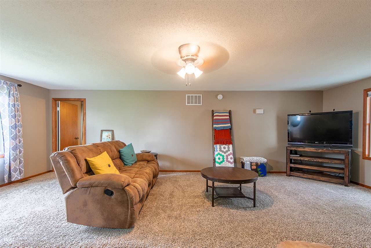 16426 Swank Street Yoder, IN 46798 - Photo 5 of 22