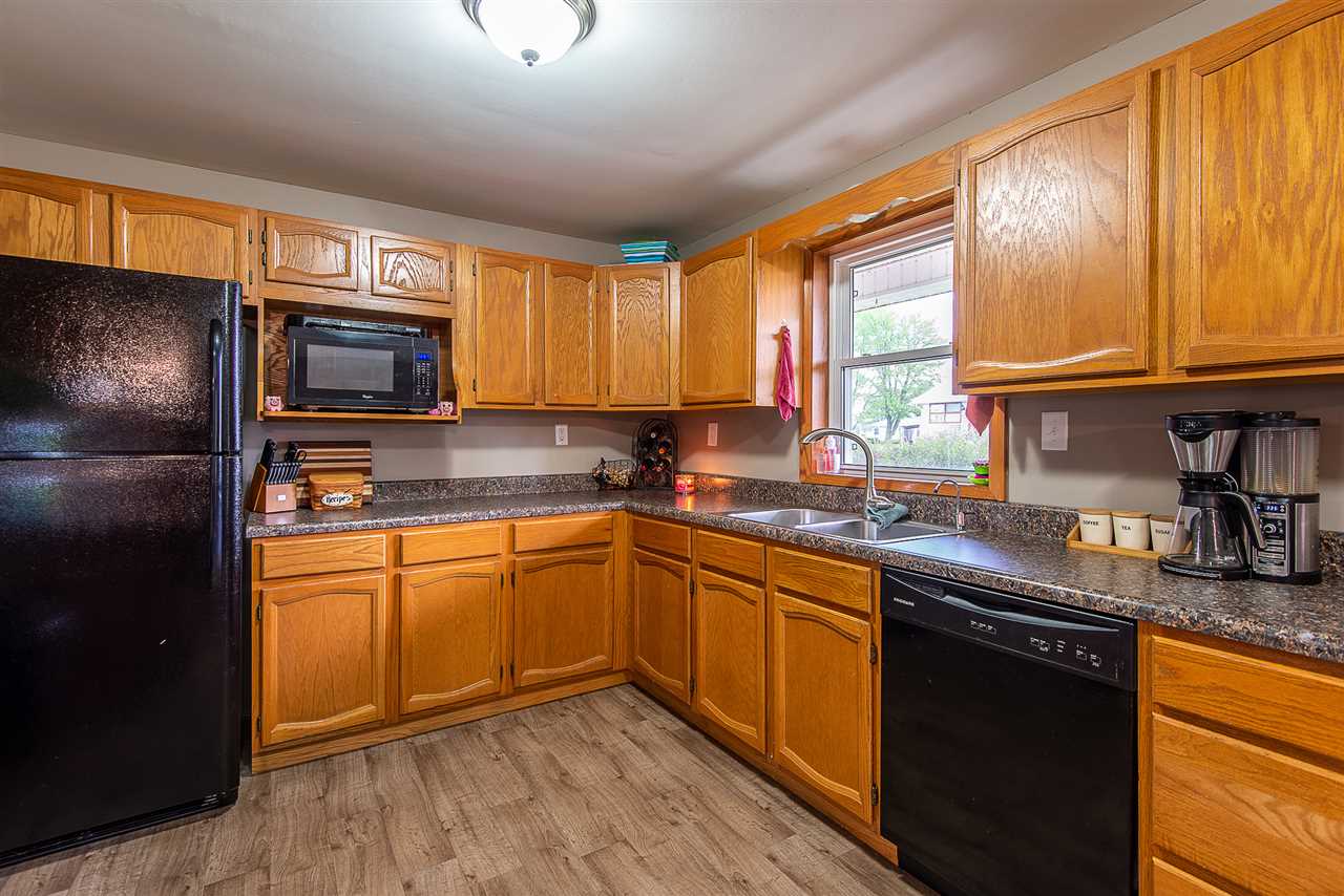 16426 Swank Street Yoder, IN 46798 - Photo 6 of 22
