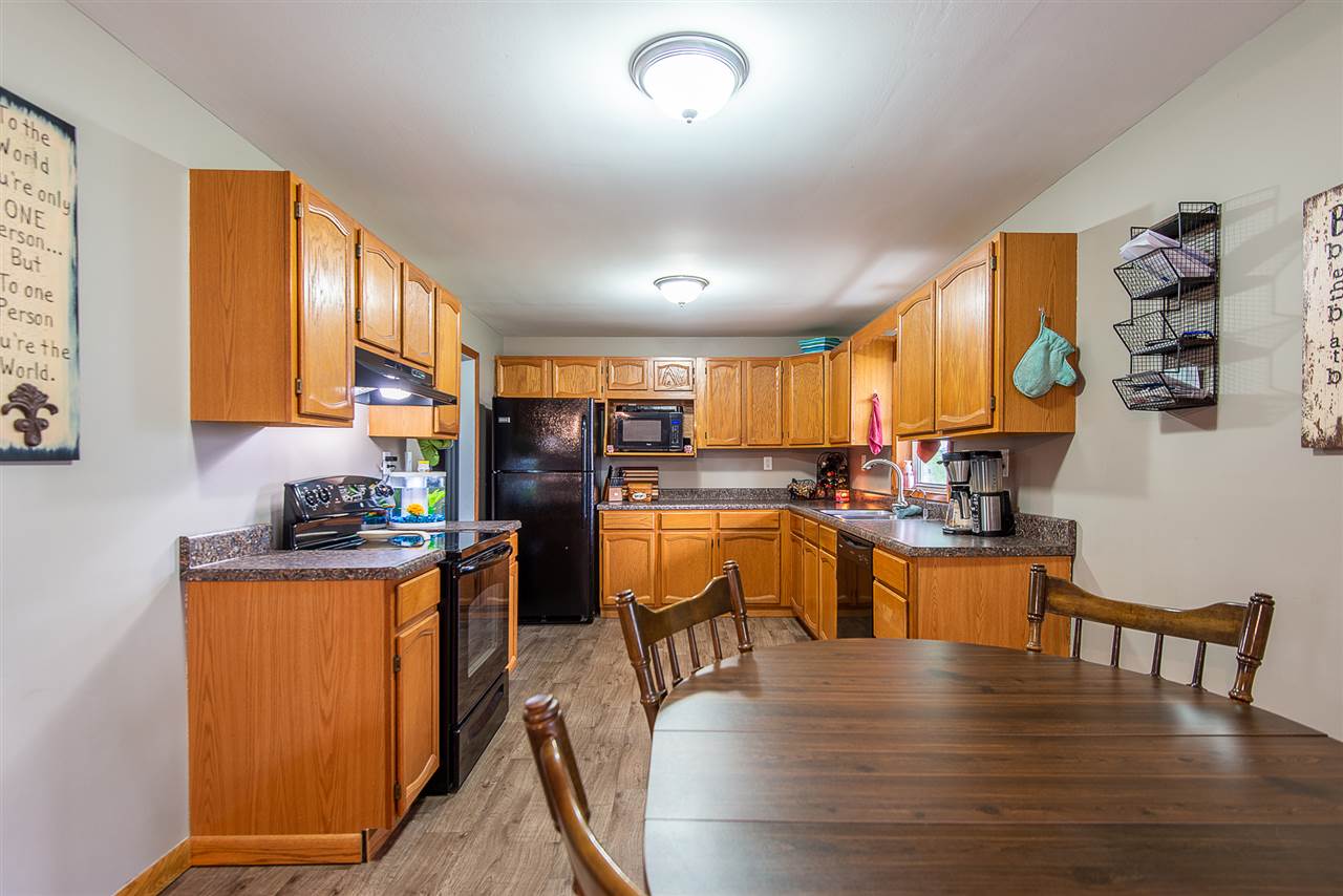16426 Swank Street Yoder, IN 46798 - Photo 7 of 22
