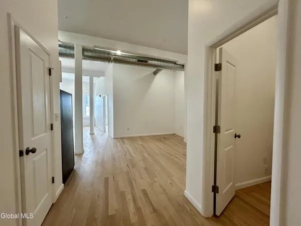 $2,000 | 155 River Street, Unit 5C, Troy, NY 12180