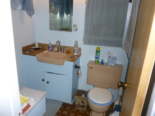 2601 Murray Ridge Road San Diego, CA 92123 - Photo 13 of 14 Nice, clean master bathroom!
