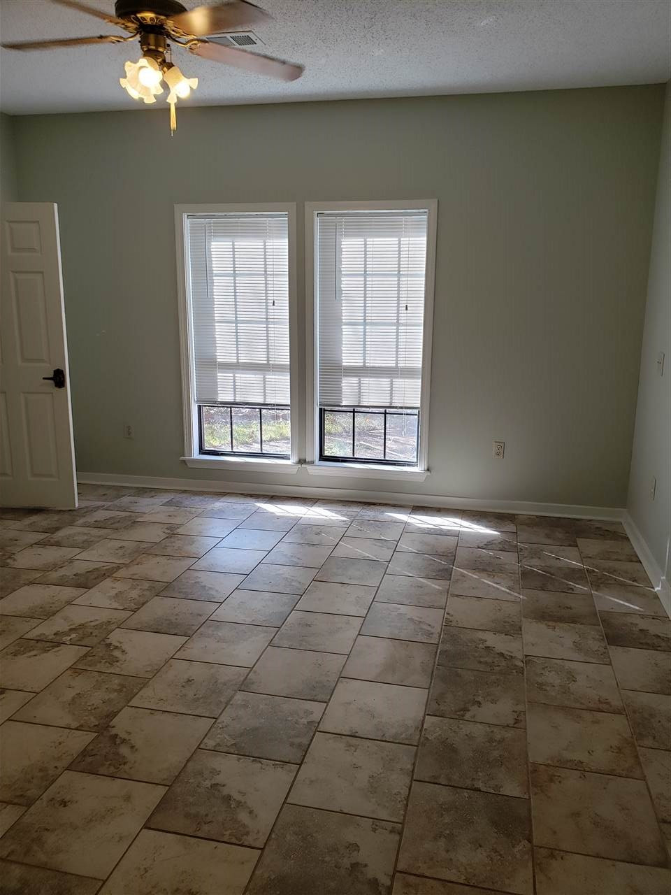 352 Mockingbird Lane Madison, MS 39110 - Photo 8 of 23 Photo 8