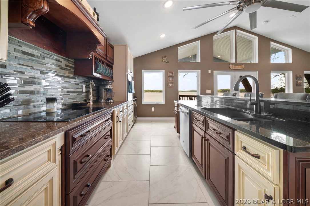 32341 Island View Road Gravois Mills, MO 65037 - Photo 15 of 74