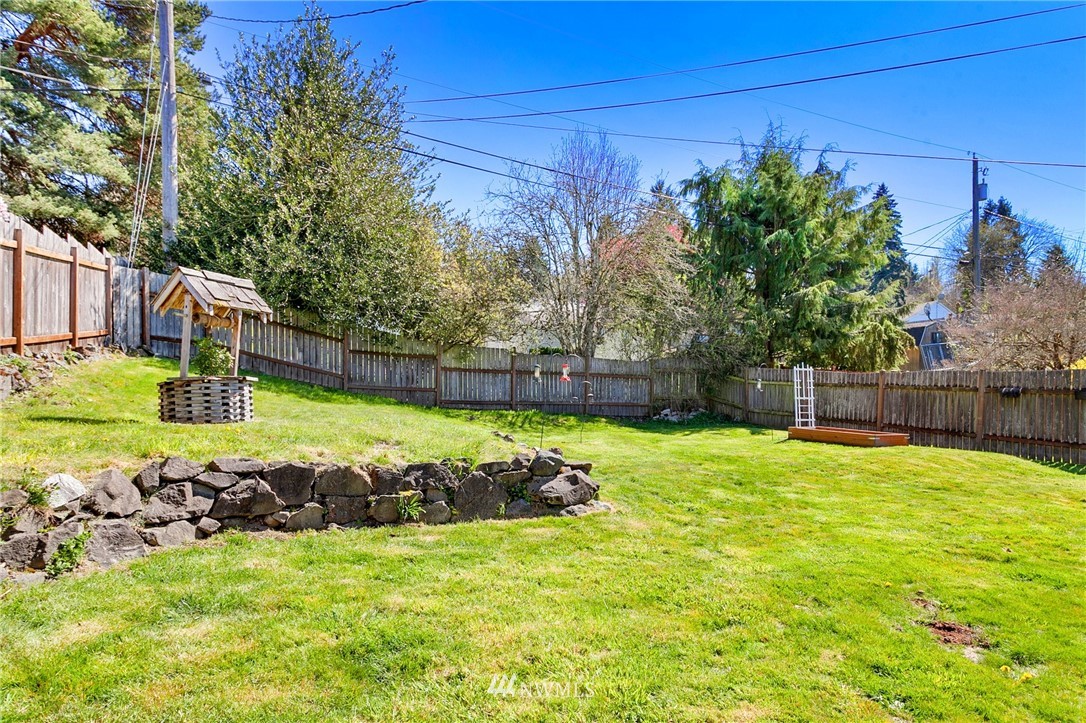 476 Bronson Way Northeast Renton, WA 98056 - Photo 17 of 18