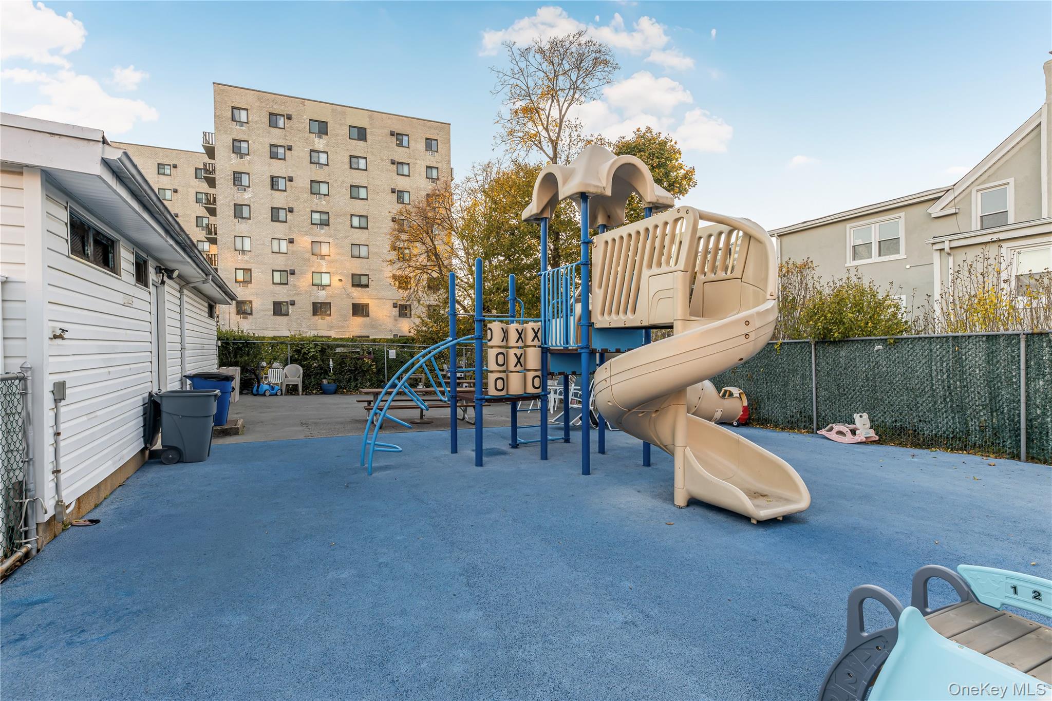 640 Pelham Road, Unit 4G New Rochelle, NY 10805 - Photo 24 of 26