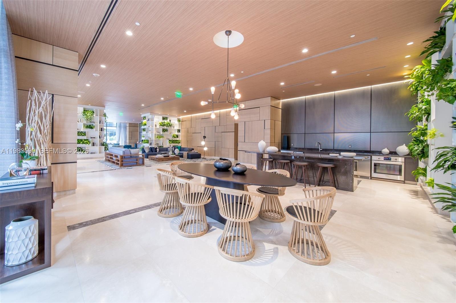 45 Southwest 9th Street, Unit 3809 Miami, FL 33130 - Photo 17 of 21