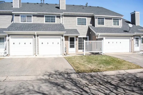 $214,900 | 8372 Copperfield Way, Unit 113, Inver Grove Heights, MN 55076