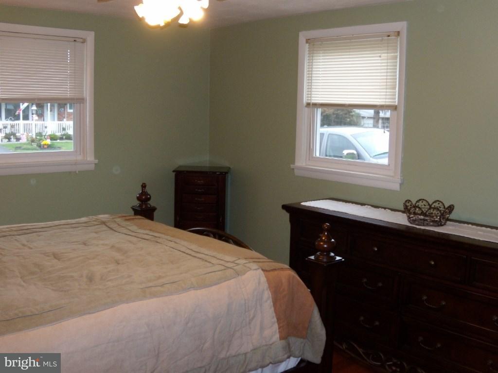 2145 Teslin Road York, PA 17404 - Photo 13 of 18
