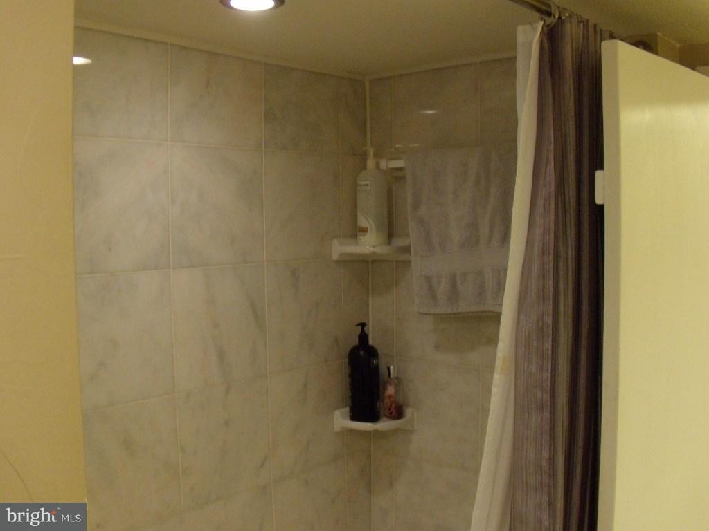 2145 Teslin Road York, PA 17404 - Photo 18 of 18