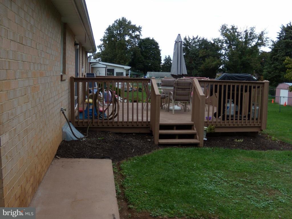 2145 Teslin Road York, PA 17404 - Photo 6 of 18