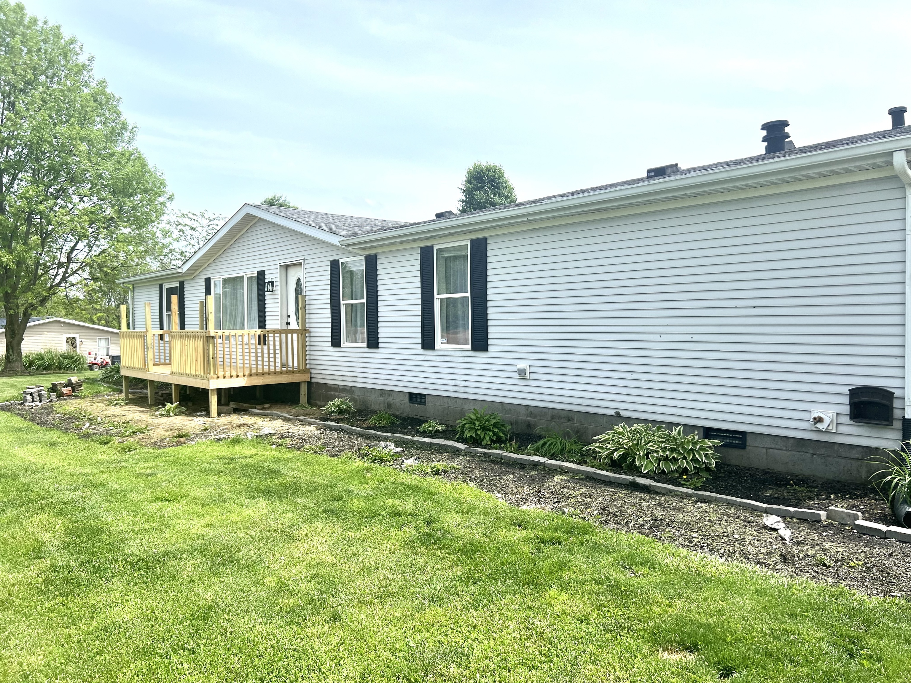 4639 West Foltz Road Dupont, IN 47231 - Photo 2 of 27