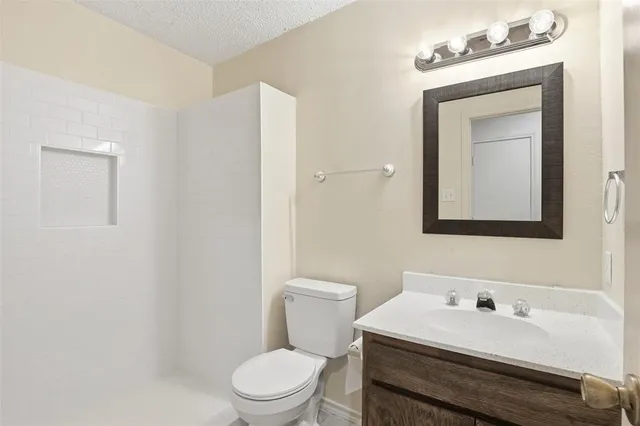 $1,695 | 3116 Timber Ridge Point, Grapevine, TX 76051