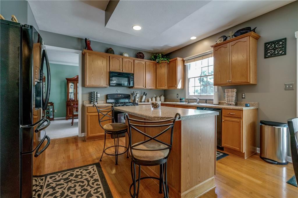 7009 Pin Oak Court McKees Rocks, PA 15136 - Photo 6 of 24 Gallery Image 6