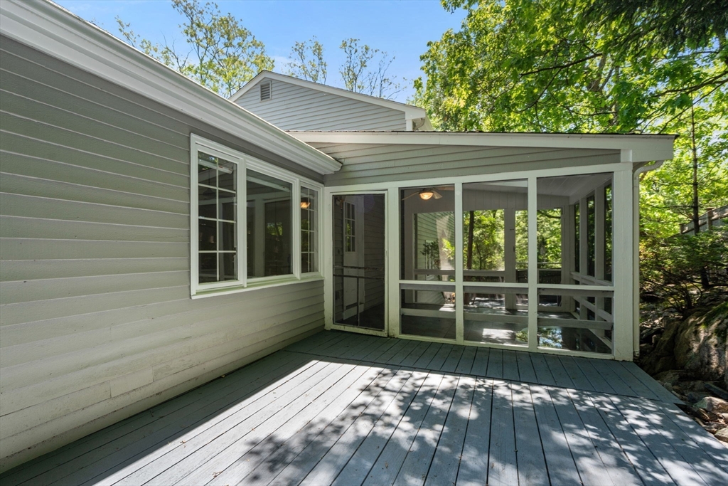 141 Westgate Wellesley, MA 02481 - Photo 31 of 36