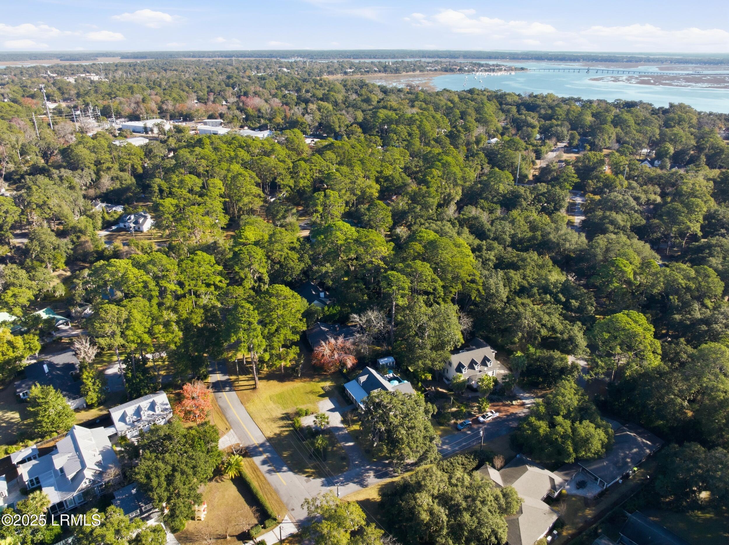 106 South Hermitage Road Beaufort, SC 29902 - Photo 51 of 57 52_dji_20251220100102_0134_d