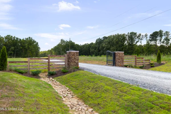 $175,000 | Meadow Lane, Canton, MS 39046