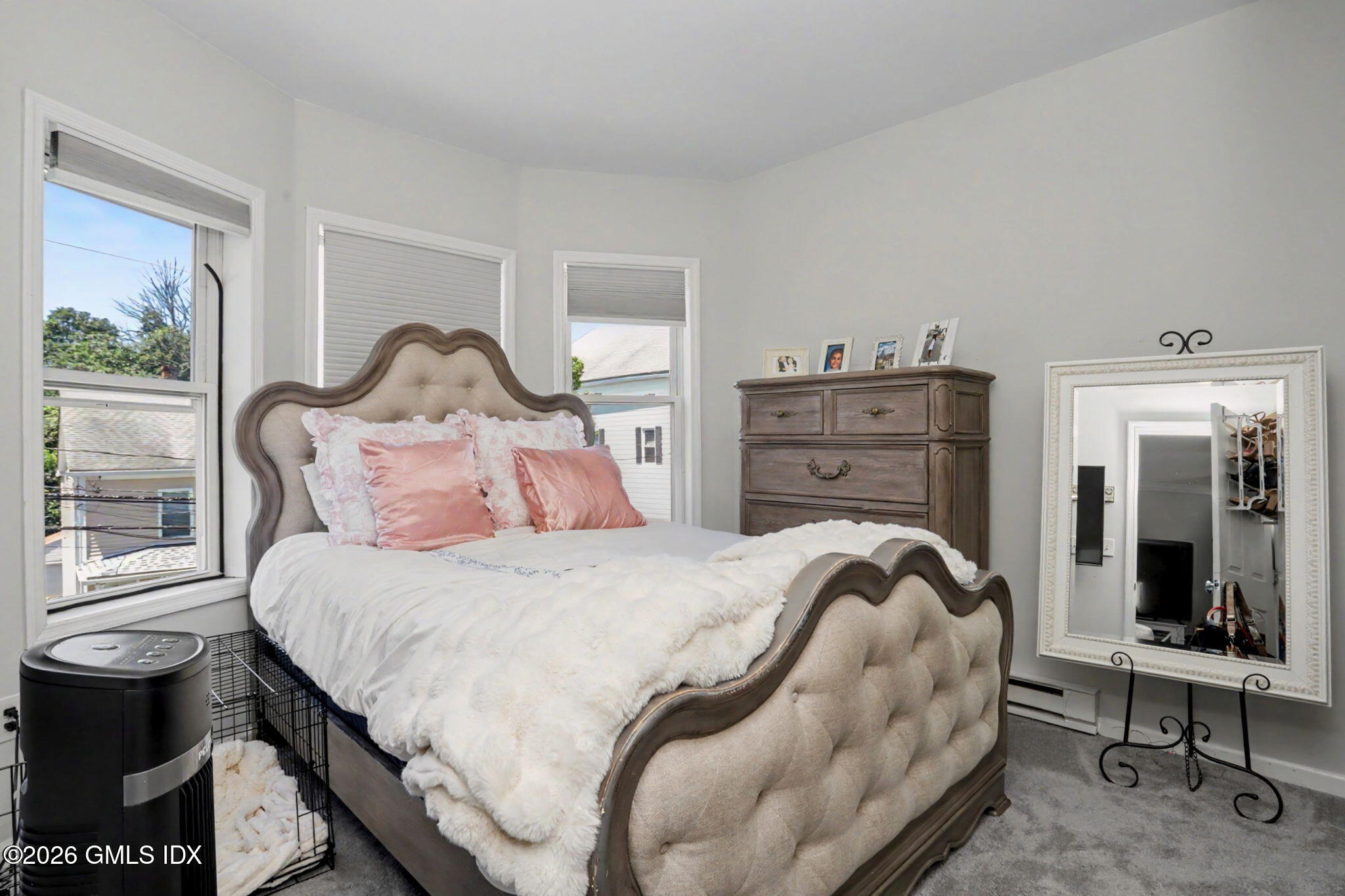 2 South New Street, Unit 3 Greenwich, CT 06830 - Photo 10 of 19 7-web-or-mls-2-s-new-st-unit-3