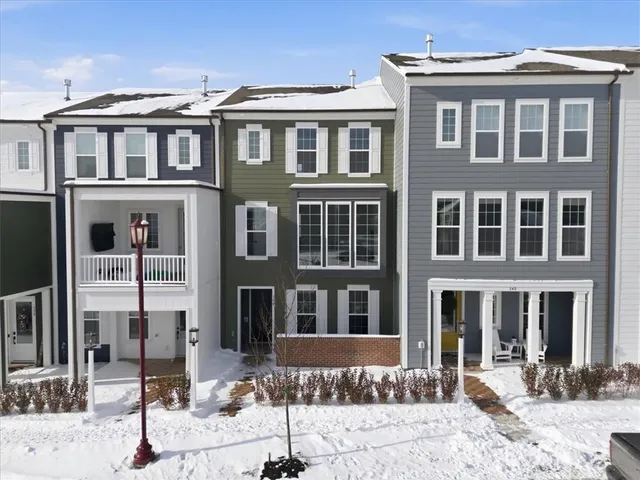 $3,400 | 338 Highbridge Lane, Cranberry Township, PA 16066