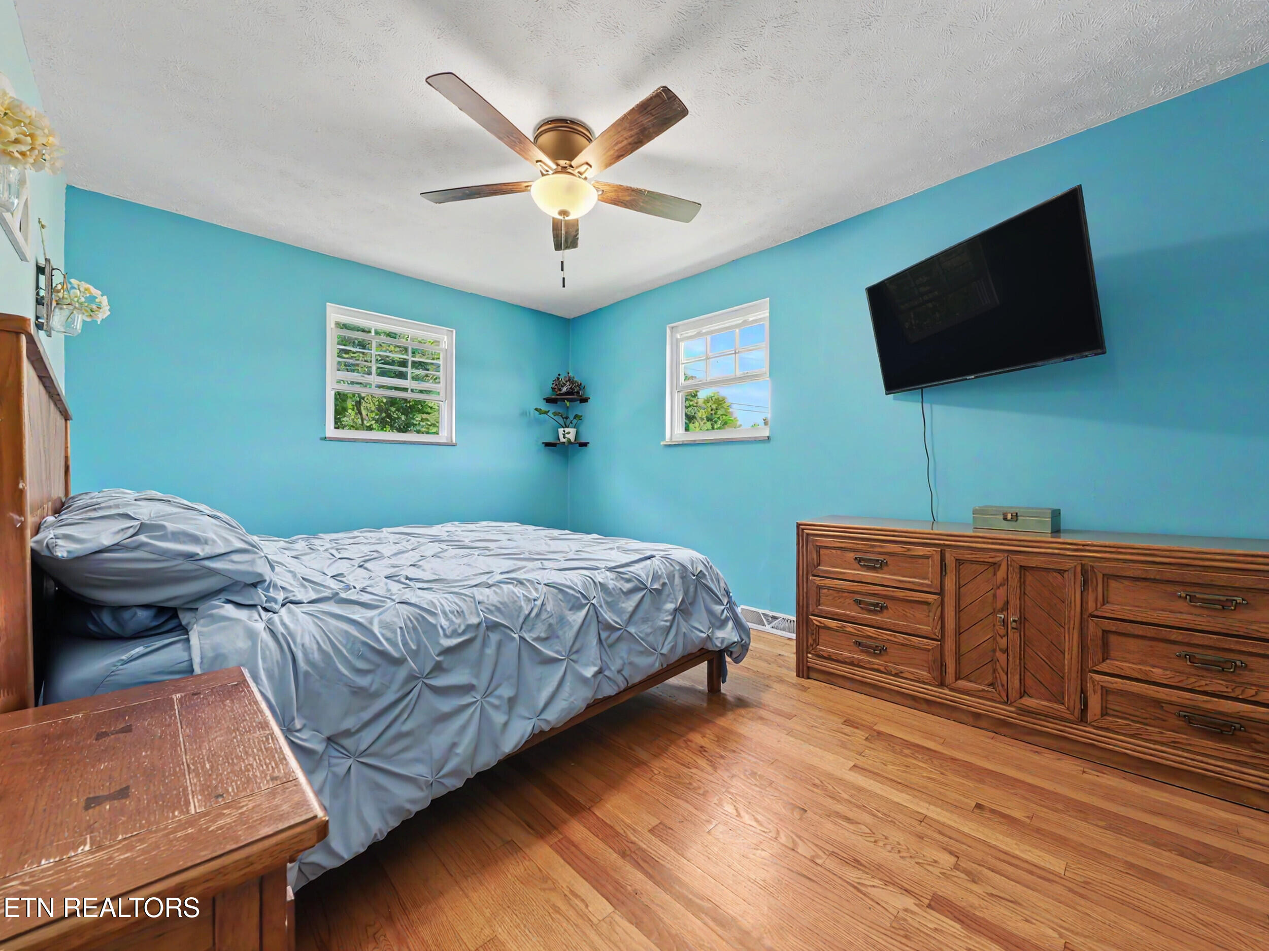 848 Lakeshore Road Talbott, TN 37877 - Photo 29 of 51 Primary bedroom