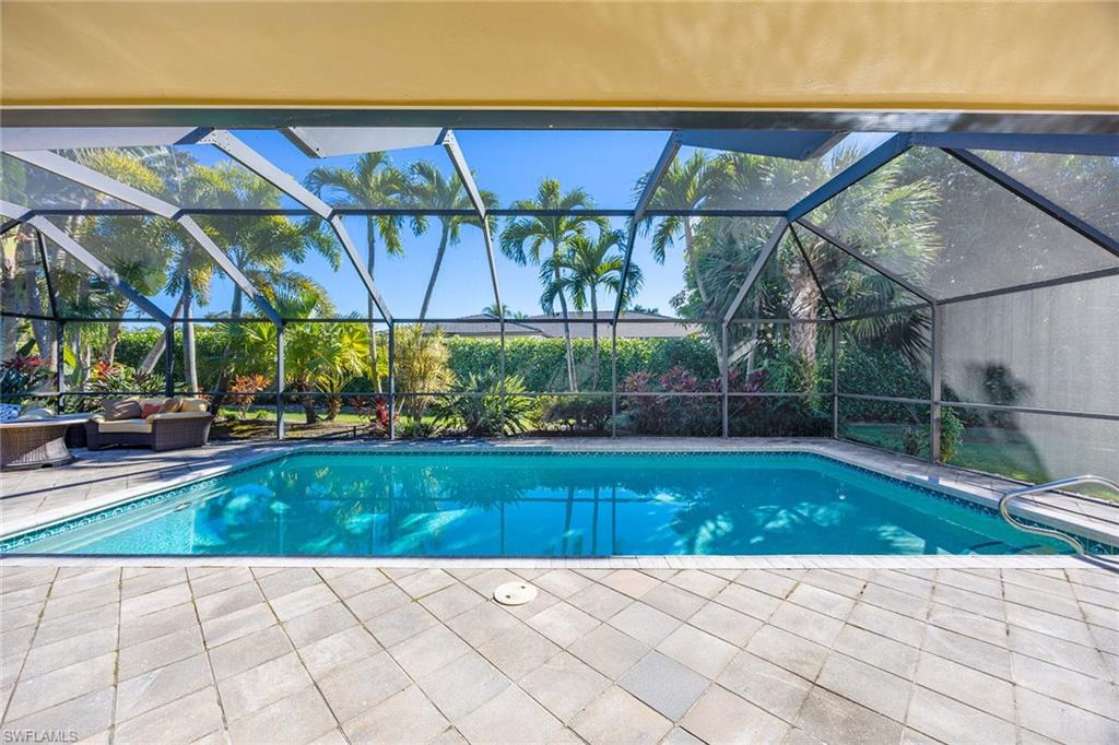 688 Parkview Lane Naples, FL 34103 - Photo 22 of 32