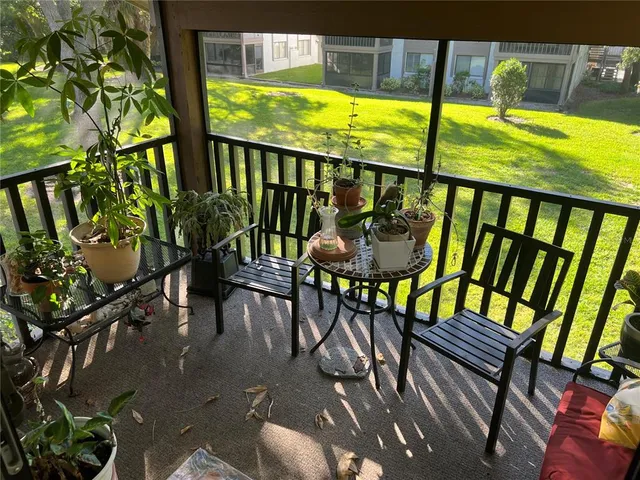 $2,100 | 510 Mistletoe Court, Unit D, Safety Harbor, FL 34695