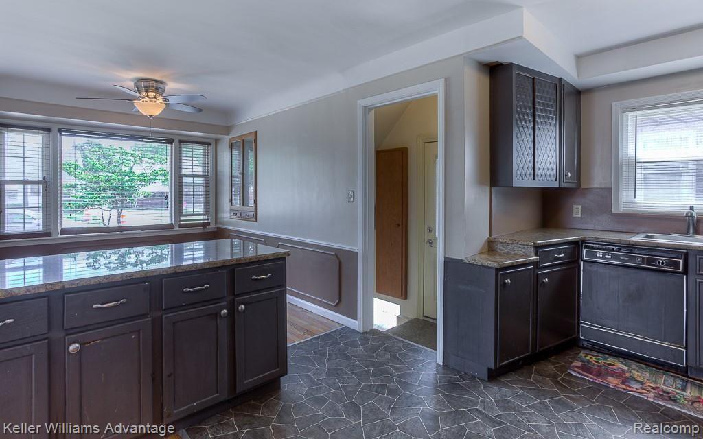 3546 Merrick Street Dearborn, MI 48124 - Photo 14 of 32
