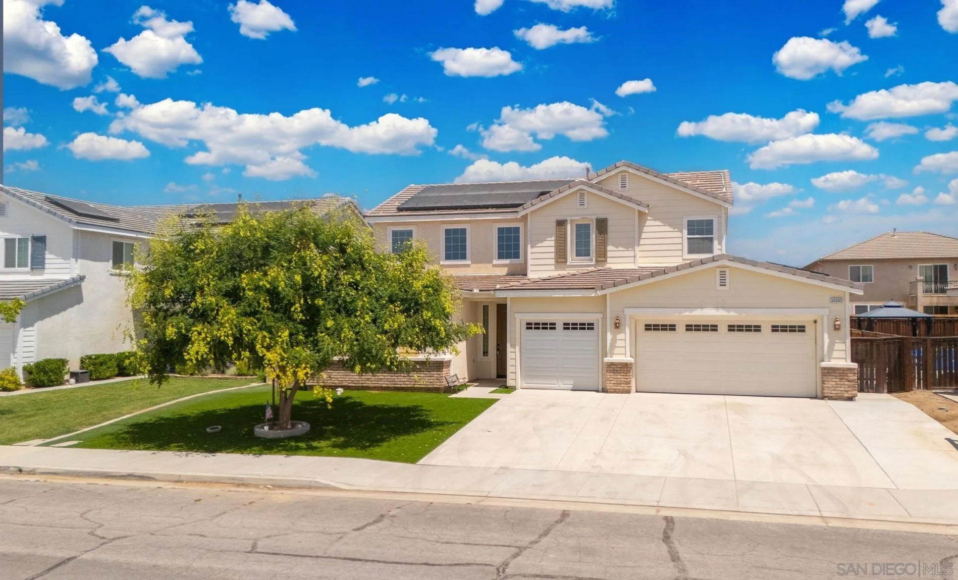 30080 Pine Needle Road Menifee, CA 92585 - Photo 5 of 48 Gallery Image 5