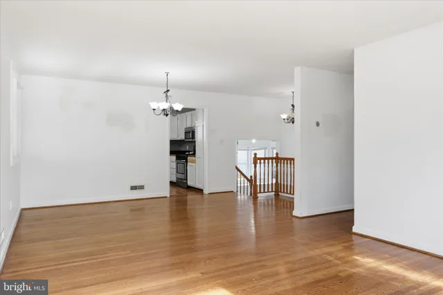 $367,500 | 112 Main Avenue Southeast, Glen Burnie, MD 21061