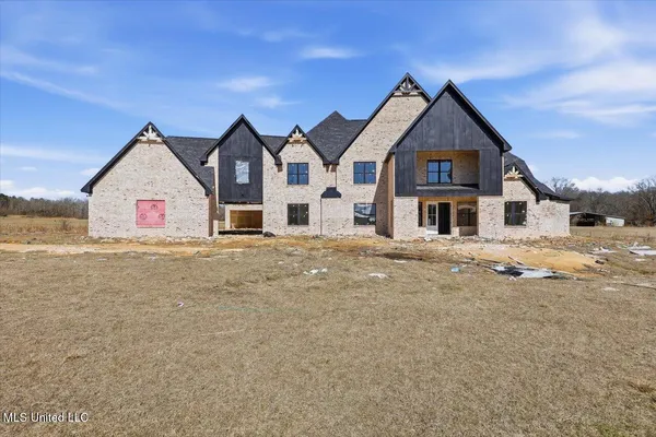 $1,650,000 | 1642 Volley Campbell Road, Terry, MS 39170