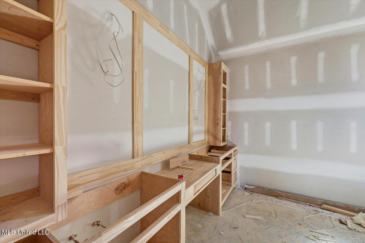 1642 Volley Campbell Road Terry, MS 39170 - Photo 31 of 77 031-1642 Volley Campbell Rd _ Home Tours