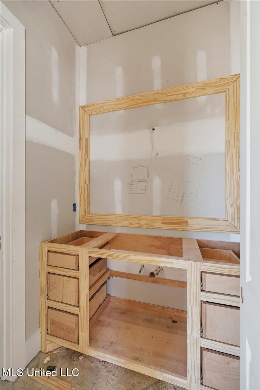 1642 Volley Campbell Road Terry, MS 39170 - Photo 37 of 77 037-1642 Volley Campbell Rd _ Home Tours