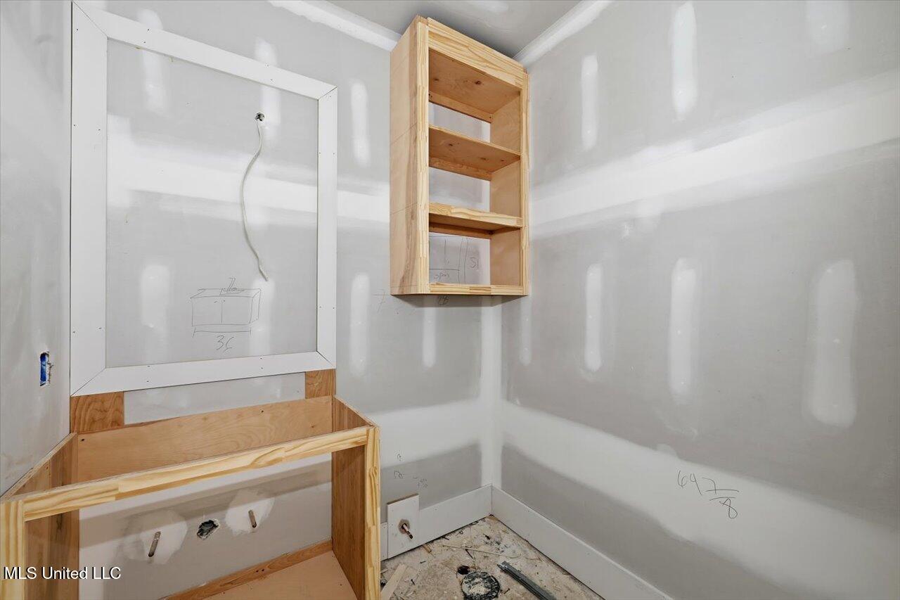 1642 Volley Campbell Road Terry, MS 39170 - Photo 40 of 77 041-1642 Volley Campbell Rd _ Home Tours