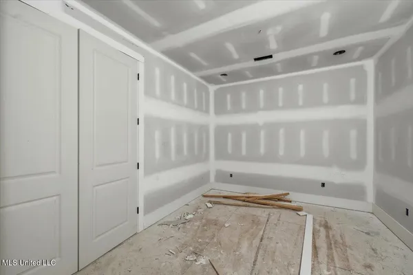 $1,650,000 | 1642 Volley Campbell Road, Terry, MS 39170