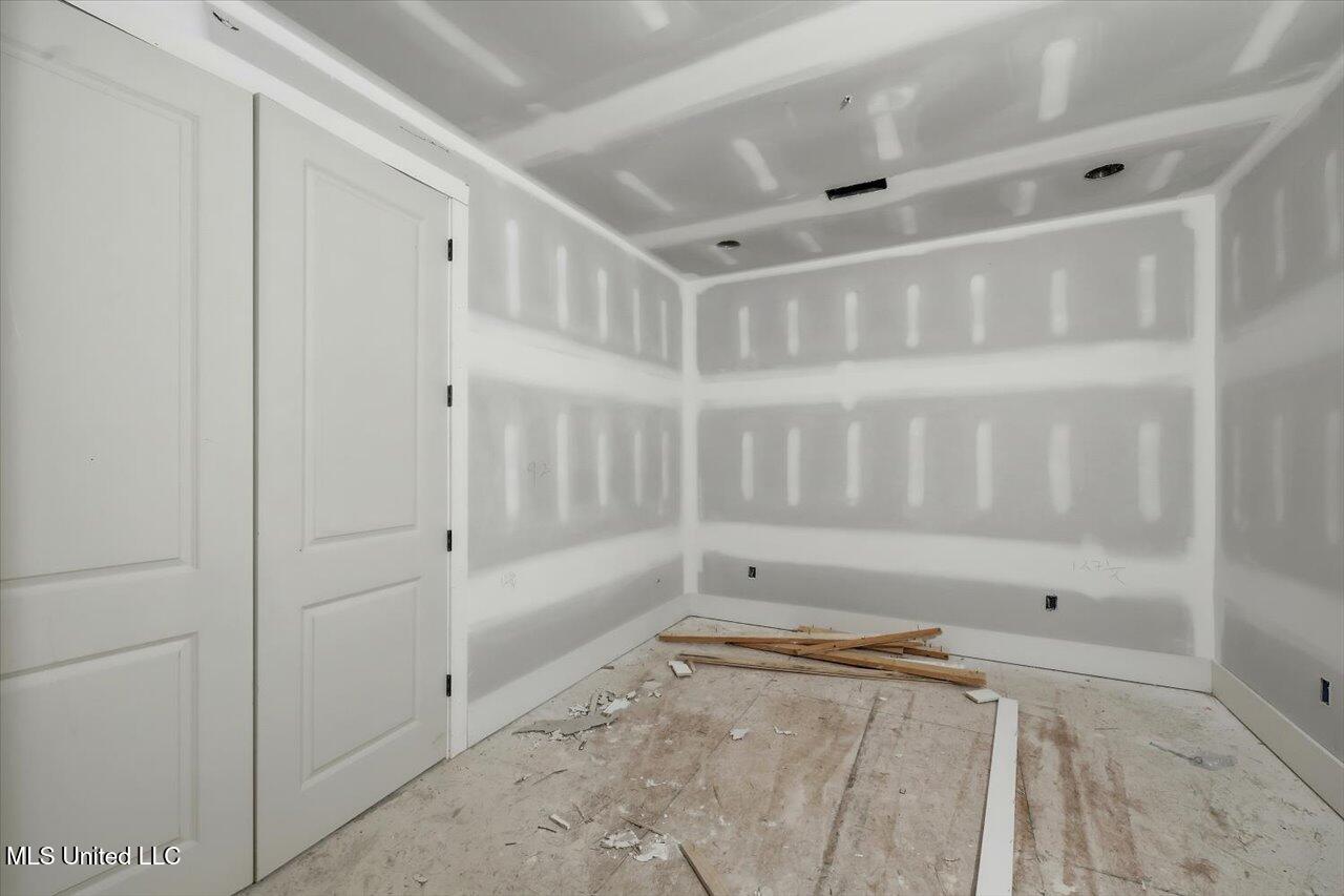 1642 Volley Campbell Road Terry, MS 39170 - Photo 54 of 77 057-1642 Volley Campbell Rd _ Home Tours