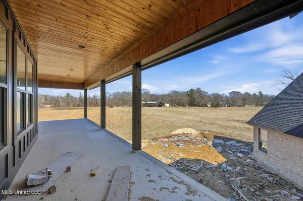 $1,650,000 | 1642 Volley Campbell Road, Terry, MS 39170